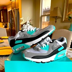 Nike Air Max (SOLD)
